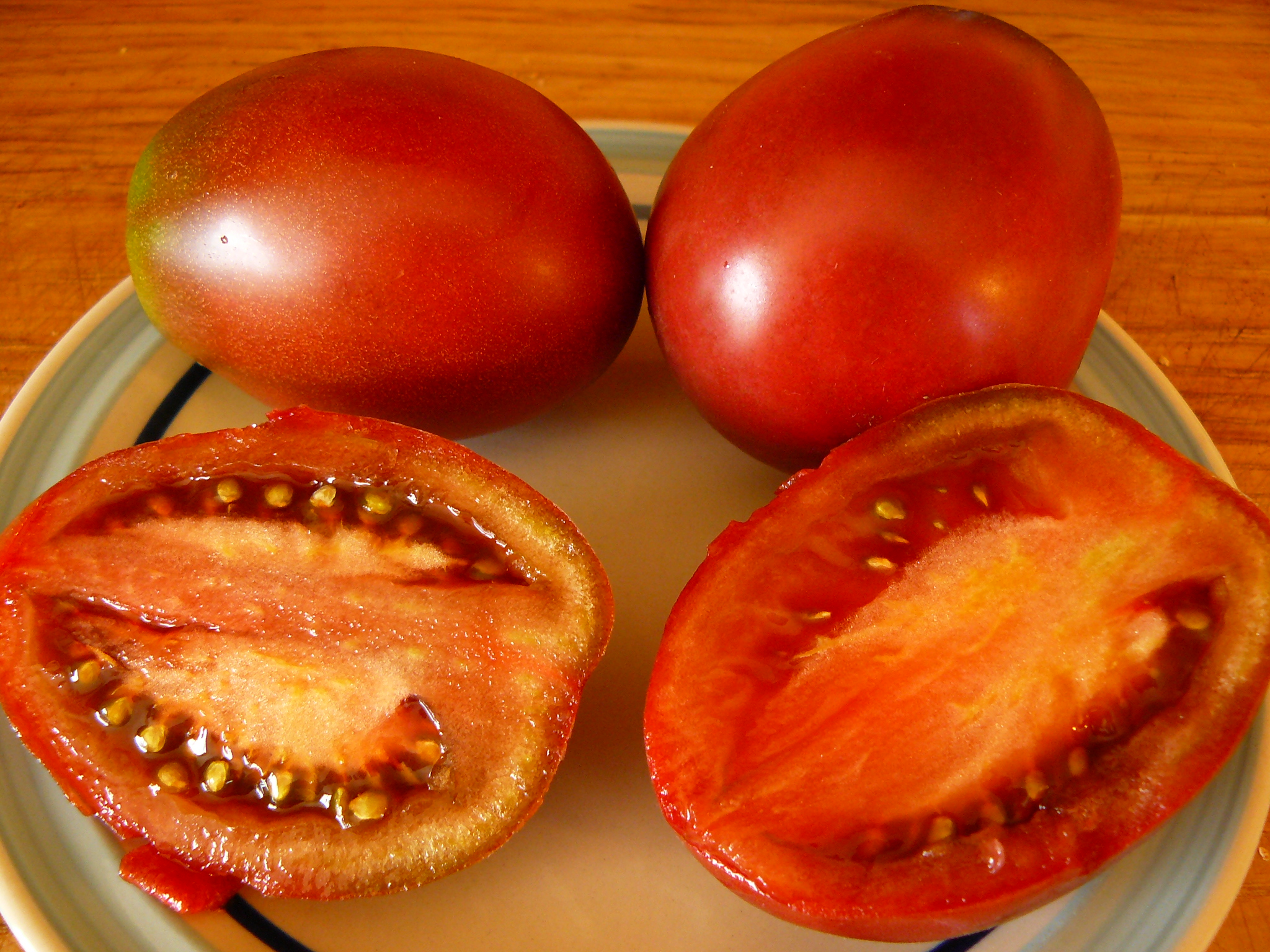 Ukrainian Purple Plum Indeterminate Tomato Seeds